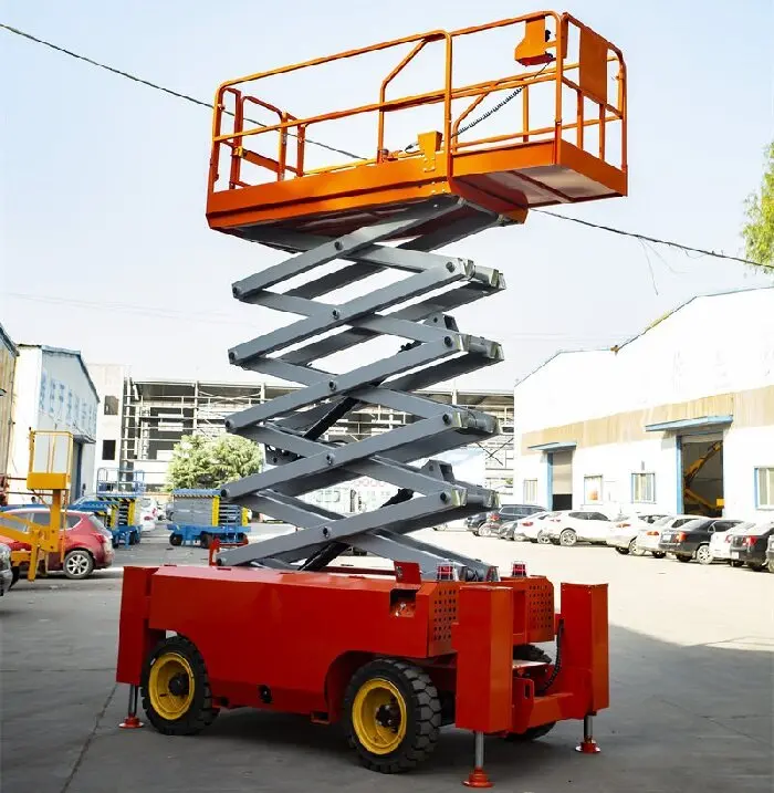 自行走越野(ye)式升降機