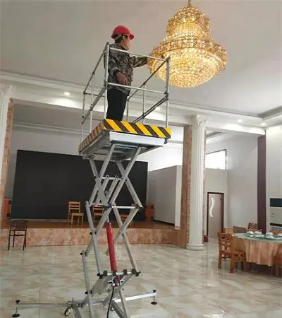 便(bian)攜式鋁合金升降(jiang)平台