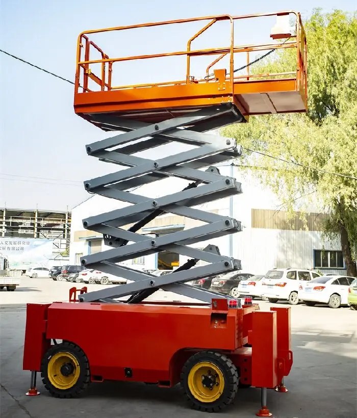 自行走(zǒu)越野式升降(jiang)機