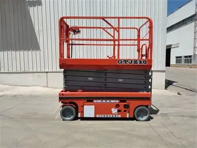 全自行走(zǒu)升降平台