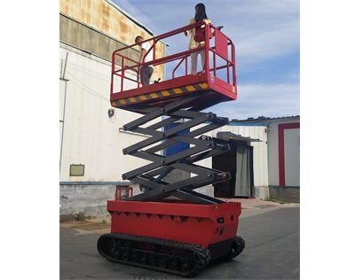 履(lǚ)帶式升降(jiàng)平台車