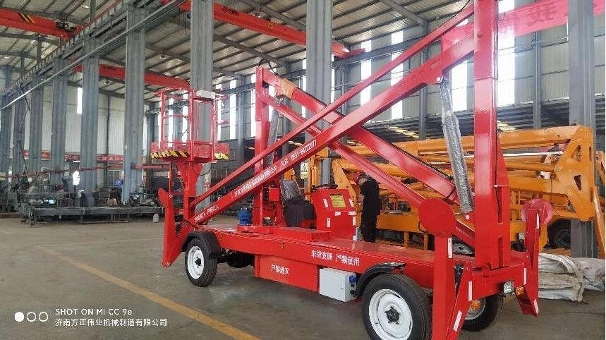 柴(chái)油曲臂式升降機(ji)1